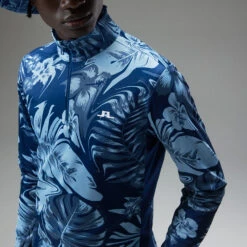 J.Lindeberg Emanuel Print 1/4 Zip Golf Sweater -FootJoy || Callaway || Ping Sales J.Lindeberg AW22 Emanuel Print Mid Layer GMJS07417 0470 SWLIN088 Hibiscus BlueNavy PeonyWhite Model 2