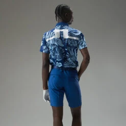 J.Lindeberg Martin Print Golf Polo Shirt 11 J.Lindeberg Martin Print Golf Polo Shirt -FootJoy || Callaway || Ping Sales J.Lindeberg Martin Print Regular Fit Polo GMJT07413 0470 SHLIN150 Hibiscus BlueWhite Model 3