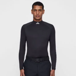 J.Lindeberg Aello Golf Base Layer -FootJoy || Callaway || Ping Sales J.Lindeberg AW21 Aello Soft Compression Base Layer COMG672505660 Code BLLIN003 M Black White Model 1