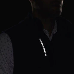 Under Armour Storm Daytona 1/2 Zip Golf Vest -FootJoy || Callaway || Ping Sales Under Armour AW22 Storm Daytona Vest Wind Top 1373408 001 WTUND090 Black Black Reflective Model 2